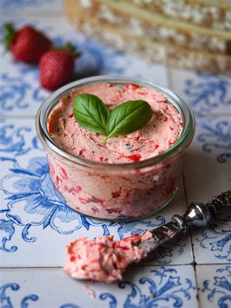 Basil Butter Whipped