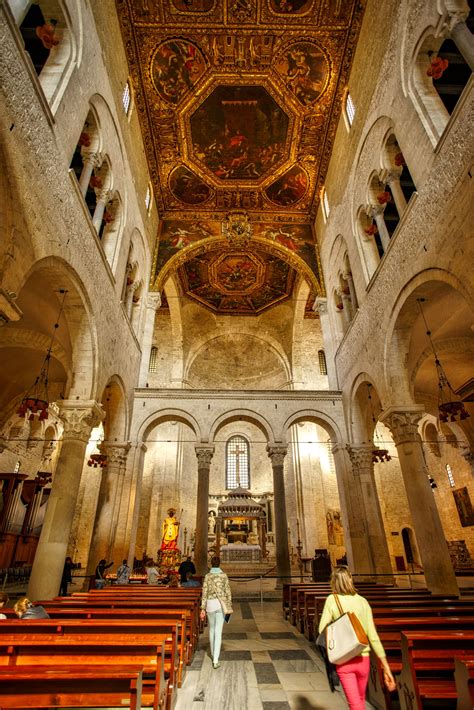 basilica di san nicola interno