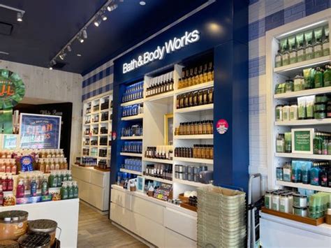 bath and body works in san diego