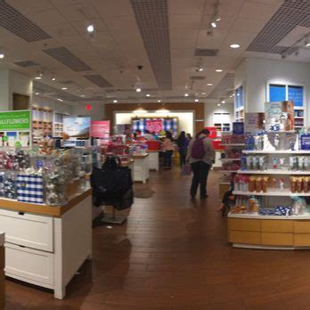 bath and body works miami airport