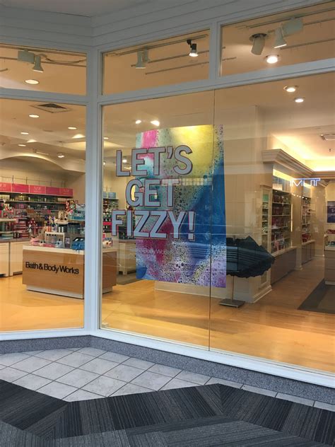 bath and body works woodfield mall