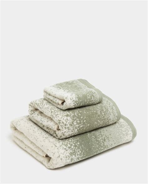 Bath Towels Dunnes