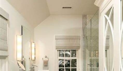 Admirable Narrow Bathroom Design Ideas #narrowbathroomdesigns | Classic
