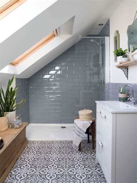 Bathroom Tiles Ideas For Small Bathrooms