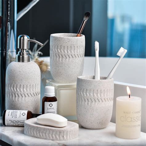 Bathroom Decor Items Online