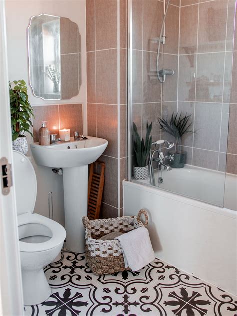 Small Bathroom Makeovers Uk