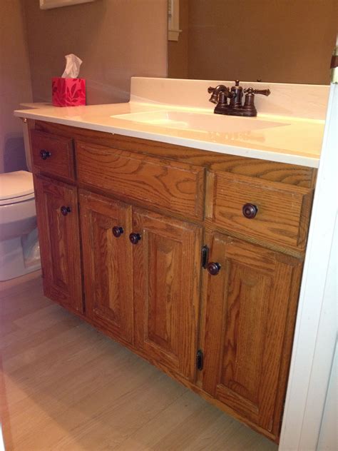 Bathroom Paint Color Ideas With Oak Cabinets