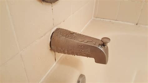 bathtub spout leaking