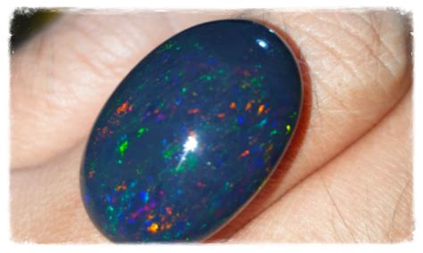 Batu Opal yang Menyembuhkan