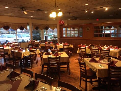 Bay Leaf Indian Eagan