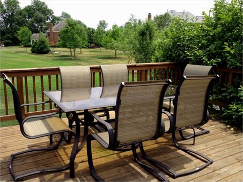 Hampton Bay Carleton Place 7Piece Patio Dining SetRXHD43SET The