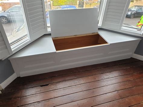 Bay Window With Storage Bench