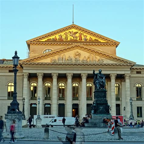 bayerische staatsoper opera house munich