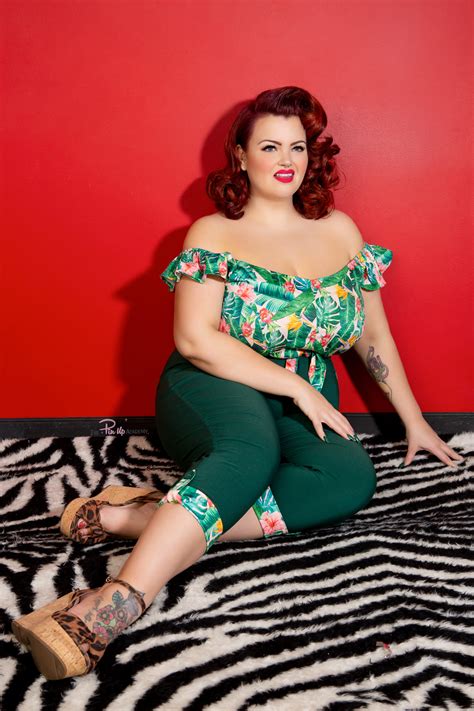 bbw pin ups