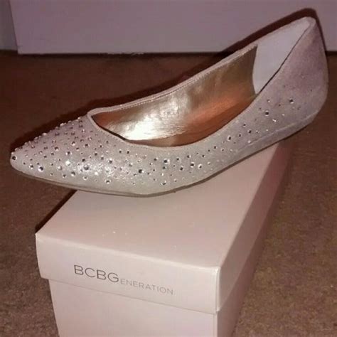 bcbg flats
