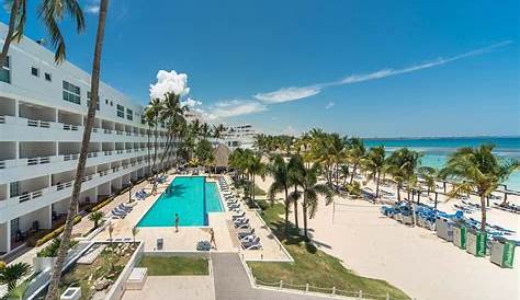 The Be Live Experience Hamaca Beach Hotel Is An All Inclusive Resort With Spa At The Boca Chica Beach Cheap Caribbean Dominican Republic