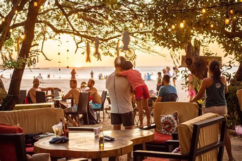 beach party Tamarindo