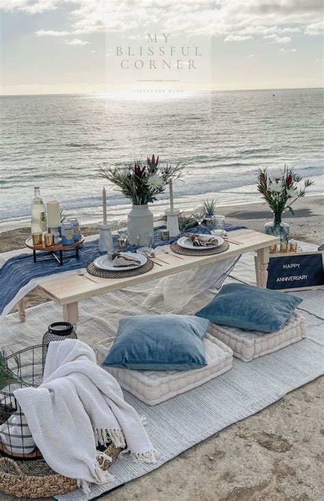 beach picnic setting