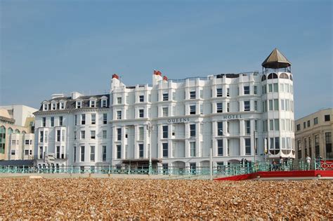 beachfront hotels in brighton uk