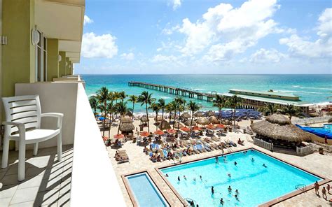beachside resort in miami