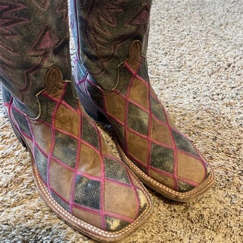 Bean Checkered Boots