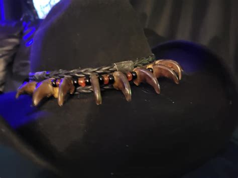 Bear Claw Hat Band