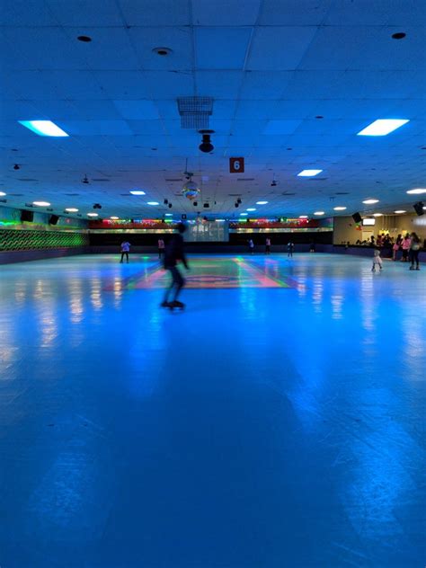 bear creek skating rink prices