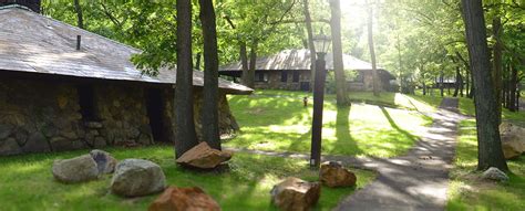 bear mountain stone lodge