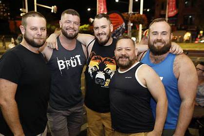 BEARS IN THE GAY COMMUNITY