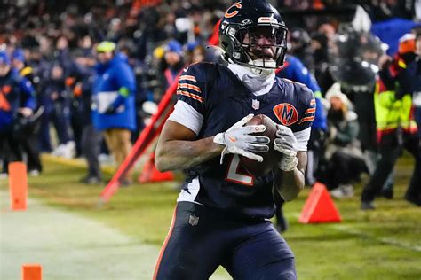 ベアーズvs49ers激突！注目のQB対決と勝敗分ける最新戦術