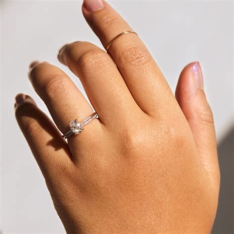 beautiful and simple engagement rings