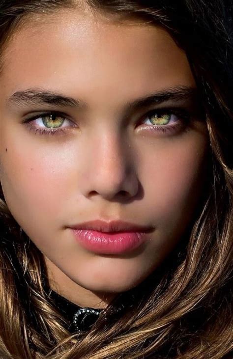Beautiful Eyes Woman - How To Make Them Shine In 2023!