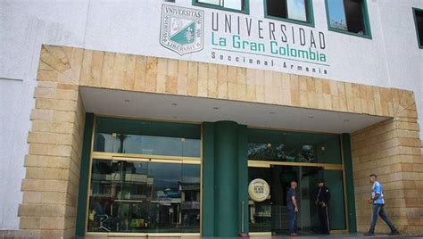 becas universidad la gran colombia