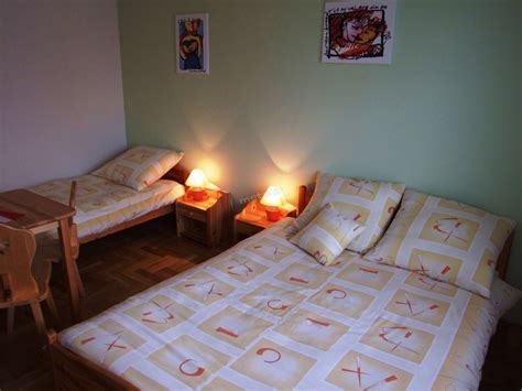 Subject Bed & Breakfast Green Roof Viral