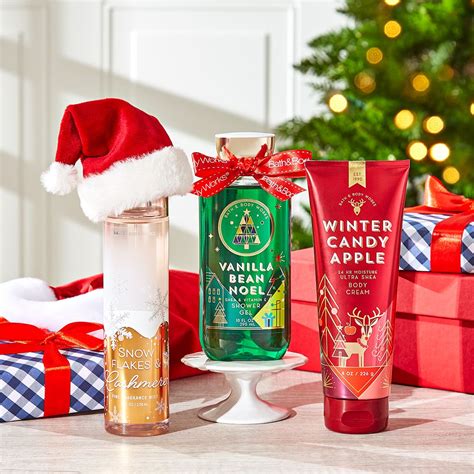 bed bath and body works holiday hours