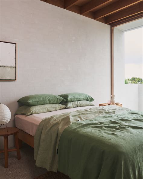 Bed Threads Linen Sheet