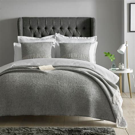 Bed Throws In Grey