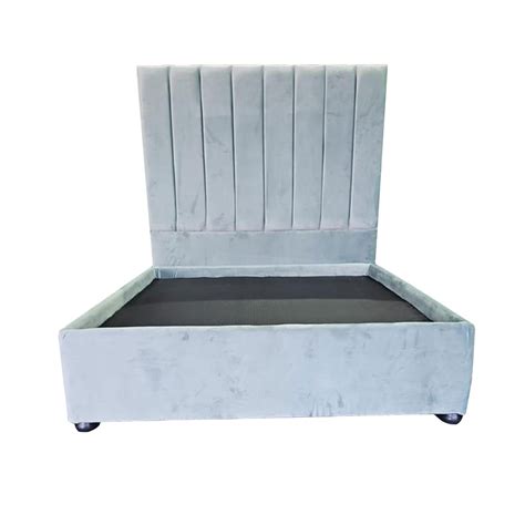 Bed Warehouse Junction 16