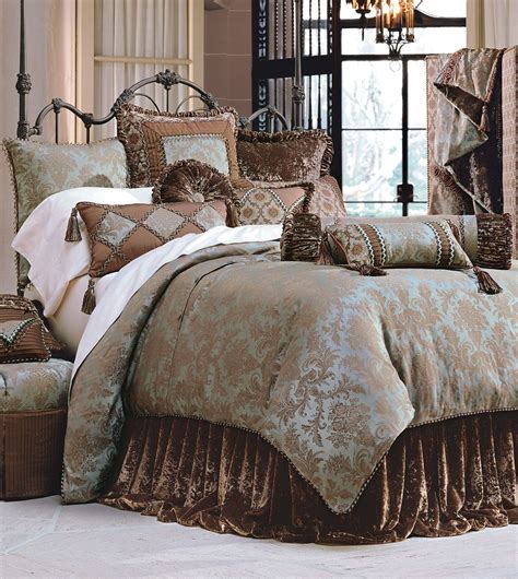 Bedding Collections