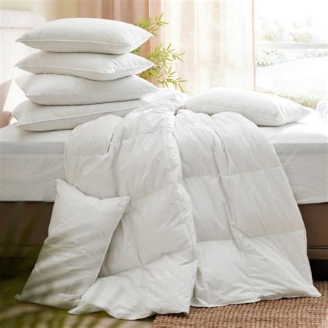 Bedding Essentials Pillows