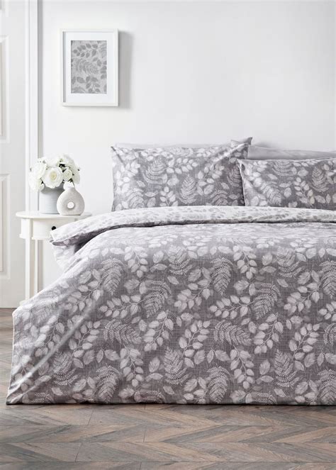 Bedding Grey Print