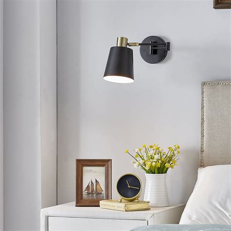 4 Best Wall Sconce Styles for Your Bedroom