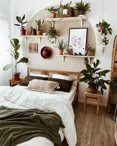 Bedroom Decor Ideas: Incorporating Plants into Your Headboard - A Unique Focal Point