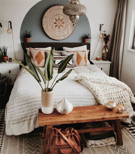 Boho Chic Bedroom love the simple black and white color scheme. 