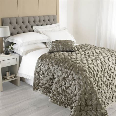 Bedspread Dry Cleaners