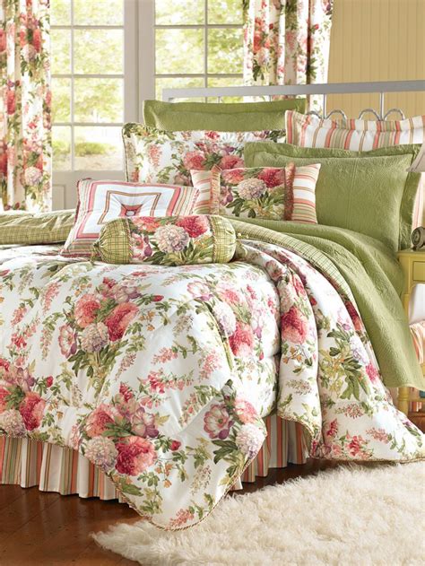 45 Beautiful Master Bedroom Bedding Ideas 2019 60