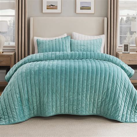 Bedsure Quilted Bedspread