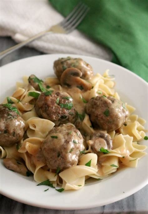 beef stroganoff using meatballs