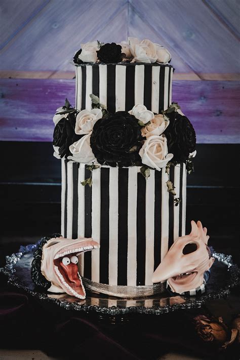 Beetlejuice Wedding Cakes – The Perfect Way To Add A Touch Of Fun To Your Big Day!