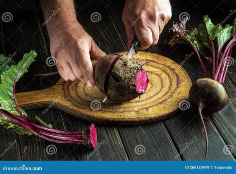 beetroot on cutting board knife